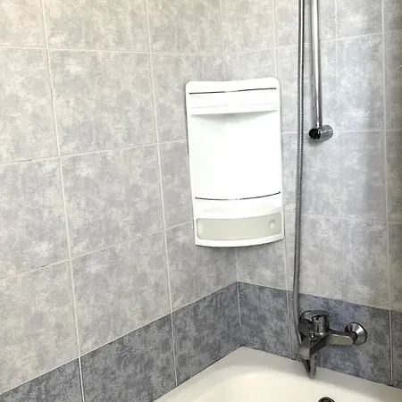 Modern 3bdr_top Floor_lux_suite_balcony Apartament *